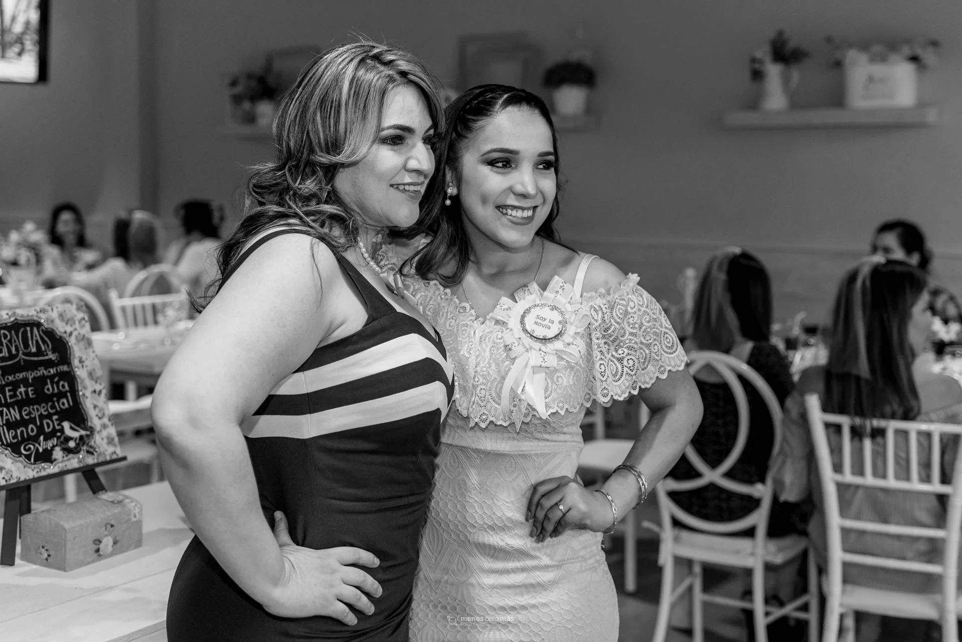 Fotografía de despedida de soltera de Fany en salón Vanila