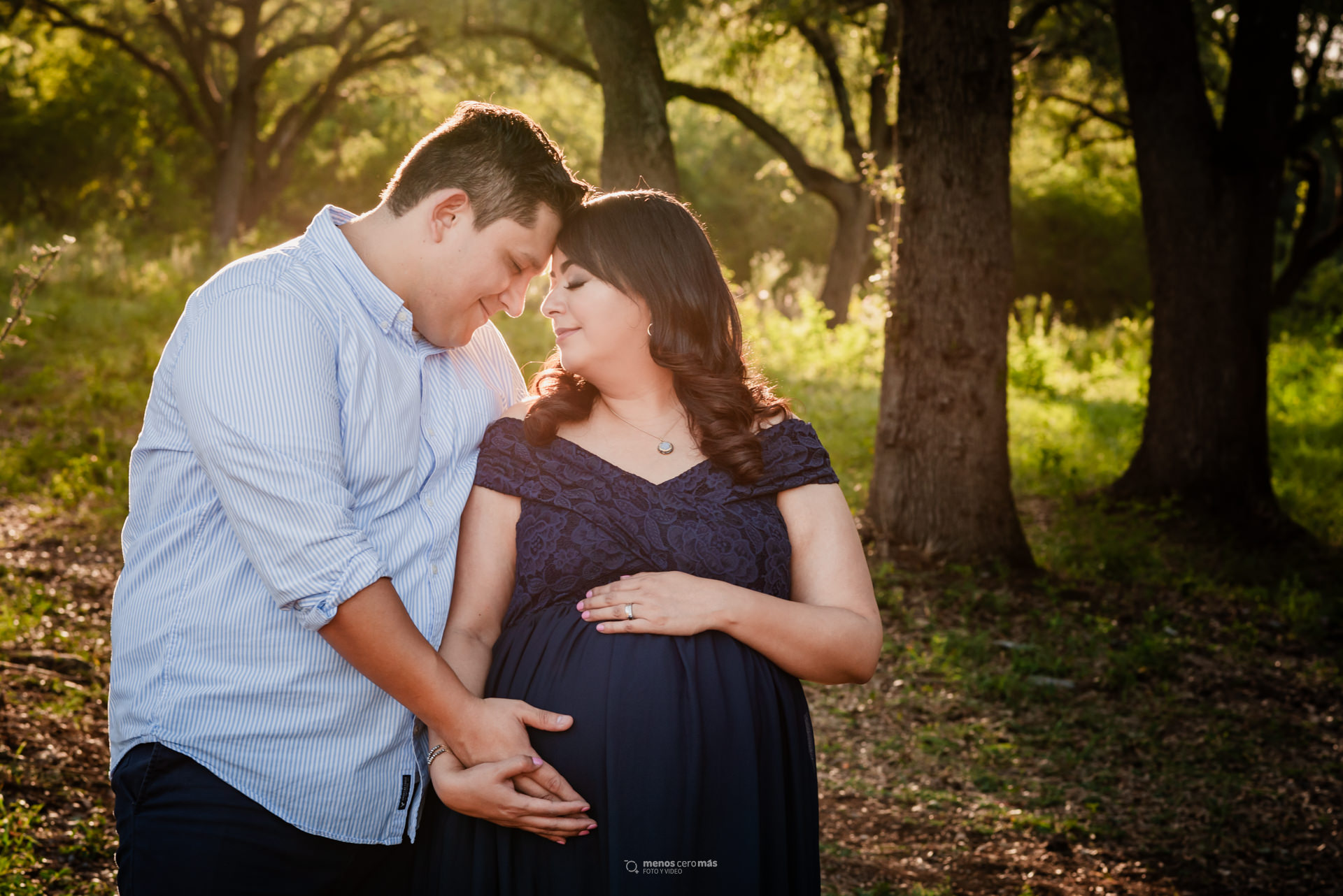 118 fotografía de sesión prenatal (embarazo) en Santiago Nuevo León