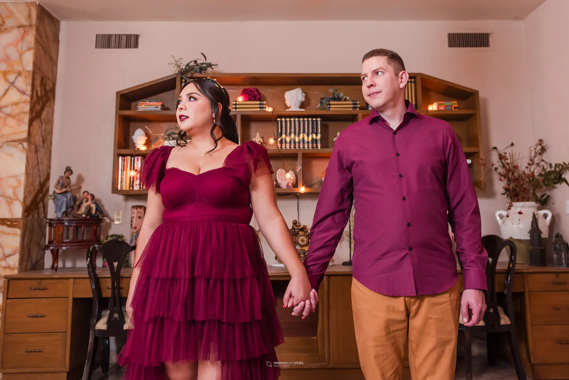 Sesión casual de Thania y Diego en la casa de Chuy el Rico