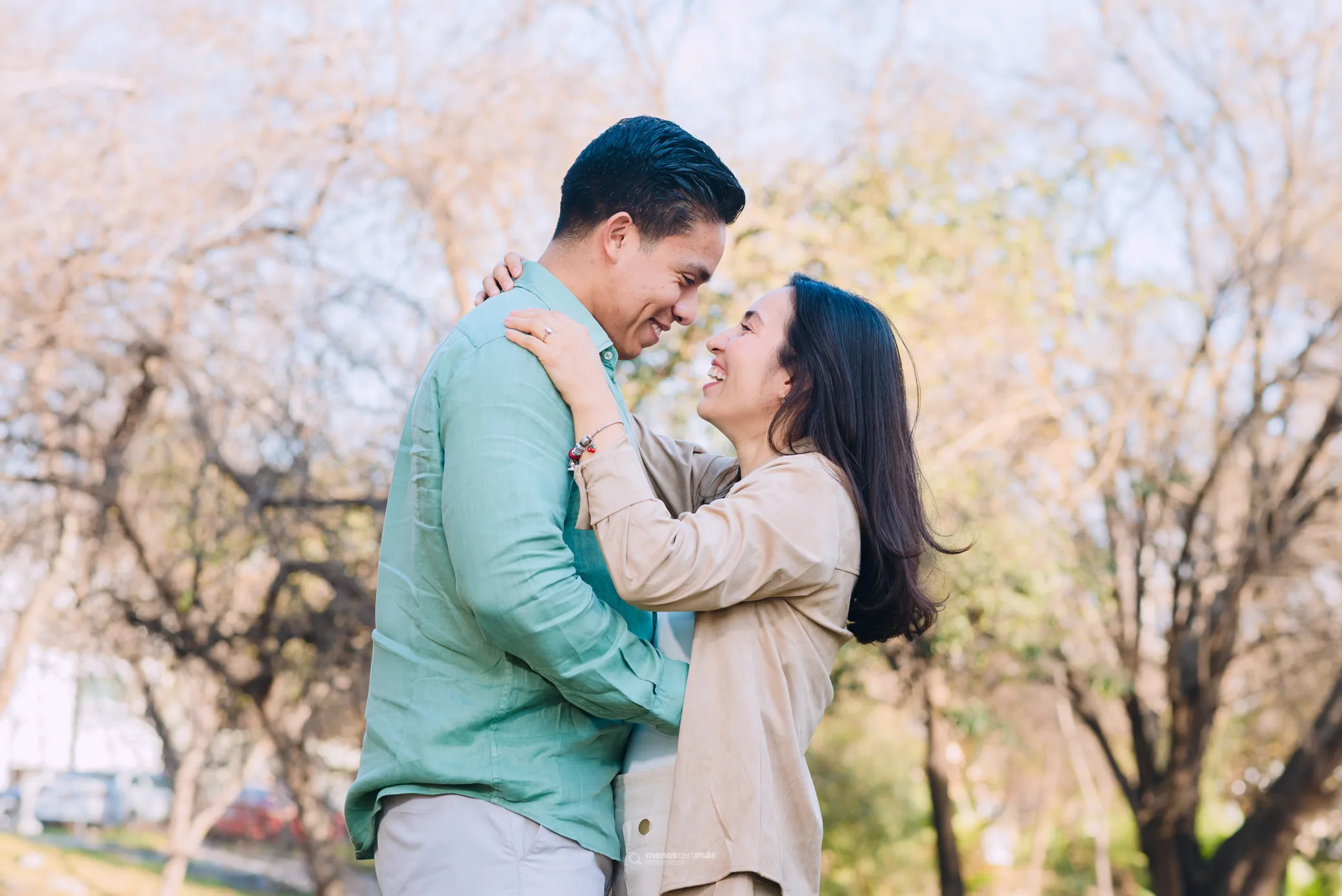 Sesión casual Alina y Adrián en Parque Río La Silla - 007